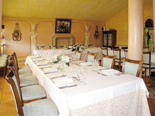 Oppeano Hotel Il Chiostro מראה חיצוני תמונה