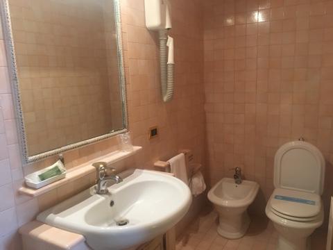 Oppeano Hotel Il Chiostro מראה חיצוני תמונה